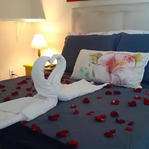 La Coloniale Inn